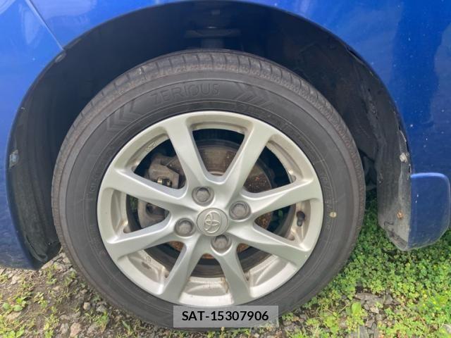 Toyota Pixis Mega 2016-10 7727188-6