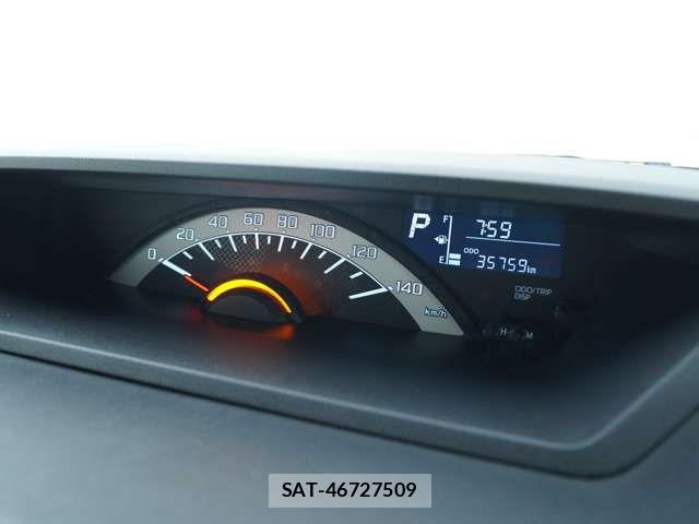 Toyota Pixis Mega 2017-09 7980569-11