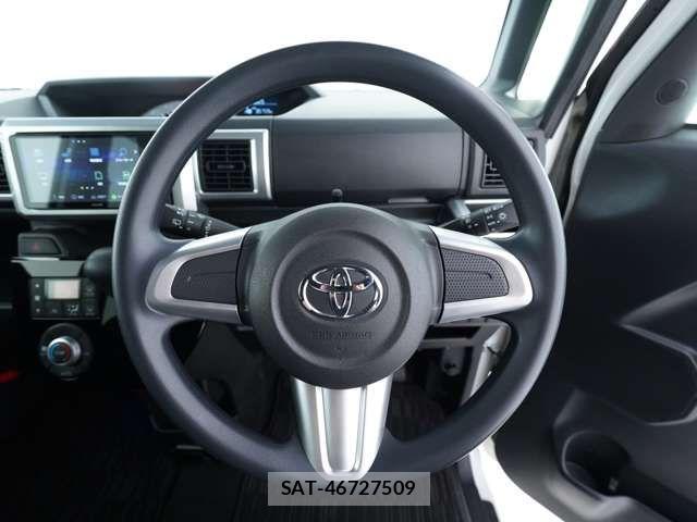 Toyota Pixis Mega 2017-09 7980569-12