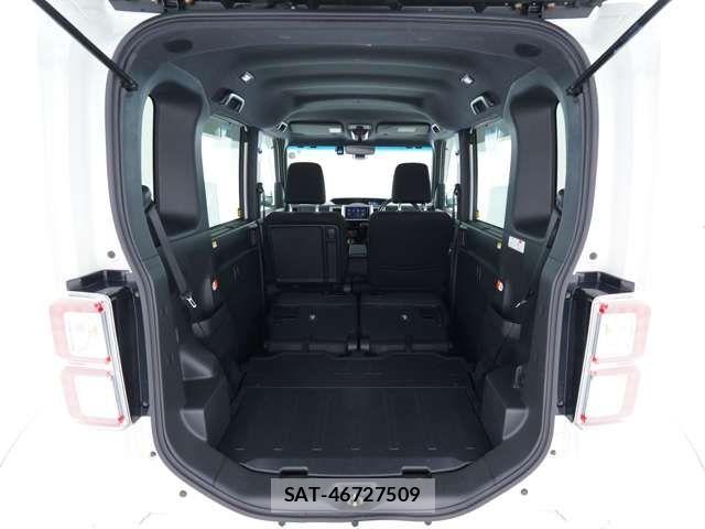 Toyota Pixis Mega 2017-09 7980569-8