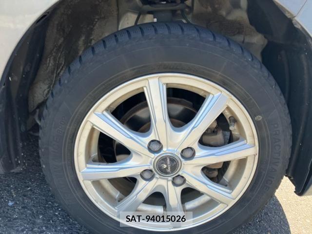 Toyota Pixis Mega 2016-03 8355331-9