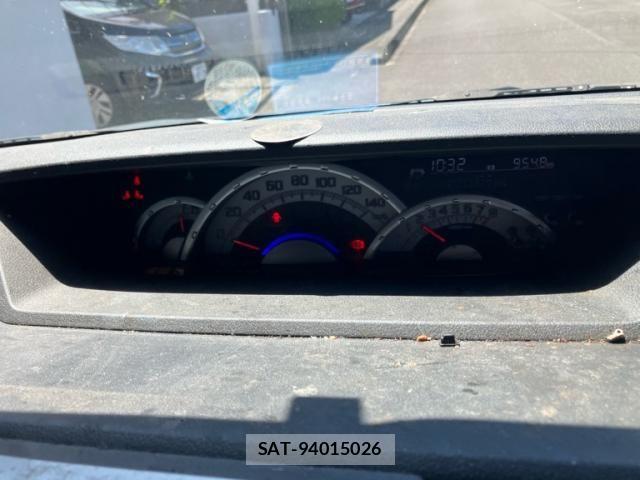 Toyota Pixis Mega 2016-03 8355331-23