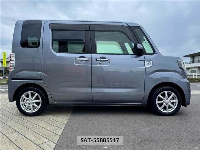 Toyota Pixis Mega 2017-12 8881539-11