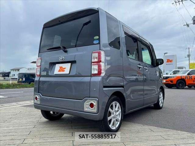 Toyota Pixis Mega 2017-12 8881539-14