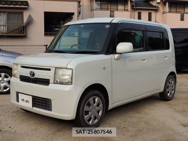 Toyota PIXIS SPACE 2013-09 731352-1
