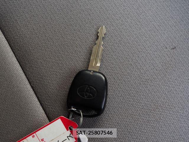 Toyota PIXIS SPACE 2013-09 731352-20