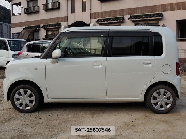 Toyota PIXIS SPACE 2013-09 731352-7