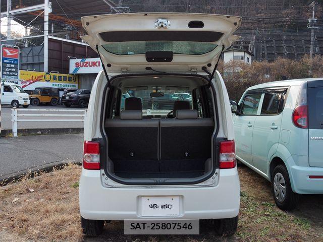 Toyota PIXIS SPACE 2013-09 731352-8