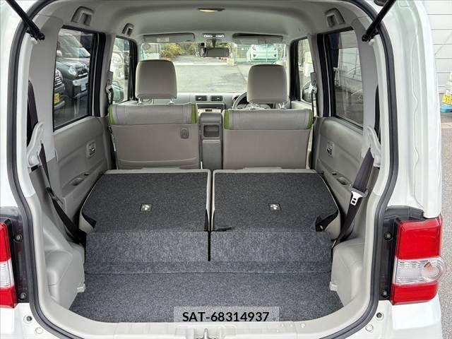 Toyota PIXIS SPACE 2013-09 2100533-16