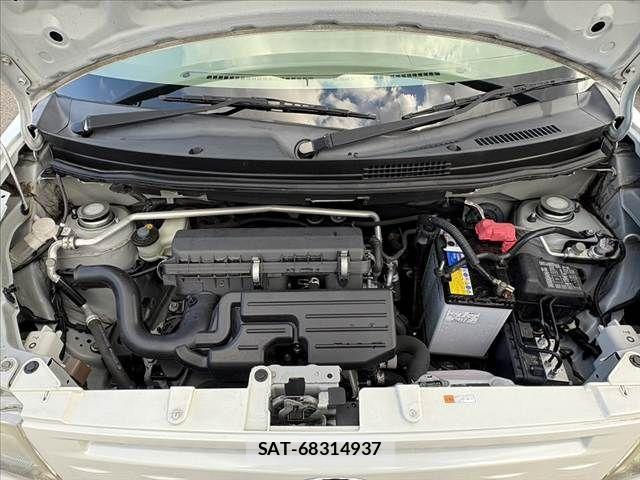 Toyota PIXIS SPACE 2013-09 2100533-19