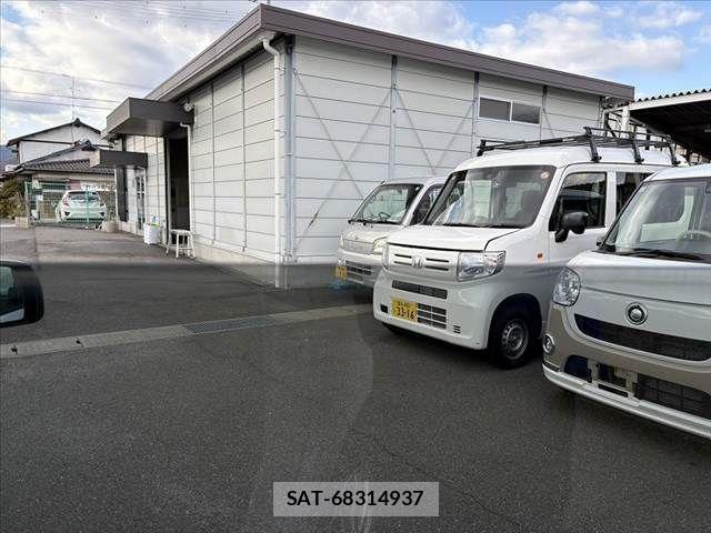 Toyota PIXIS SPACE 2013-09 2100533-29