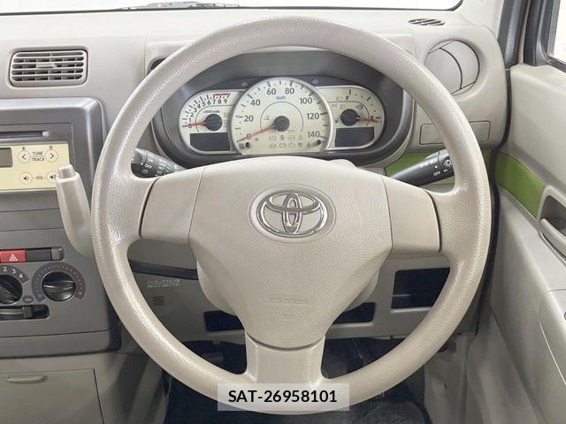 Toyota PIXIS SPACE 2015-12 2213999-11