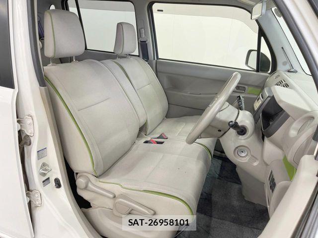 Toyota PIXIS SPACE 2015-12 2213999-7