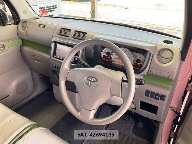 Toyota PIXIS SPACE 2014-10 4599232-10