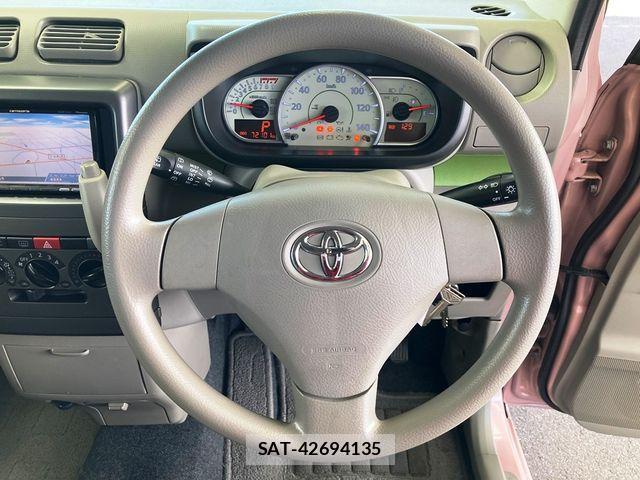 Toyota PIXIS SPACE 2014-10 4599232-14