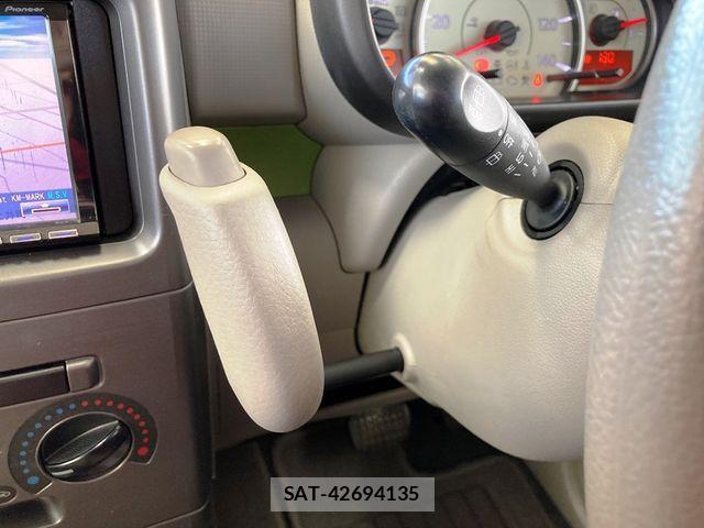 Toyota PIXIS SPACE 2014-10 4599232-17