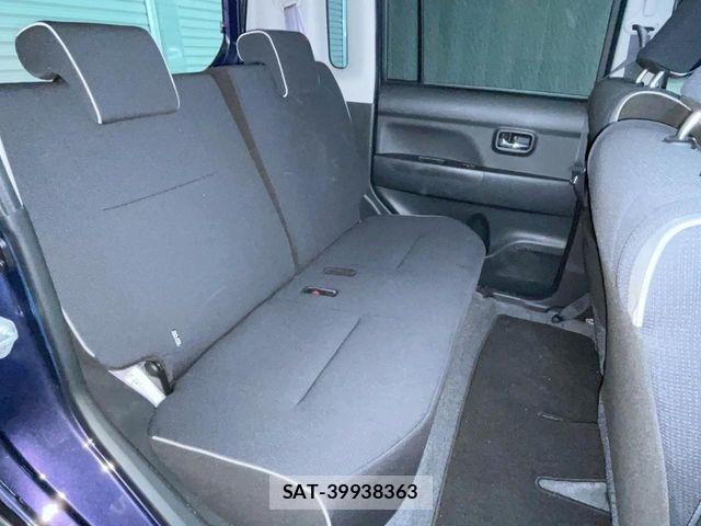 Toyota PIXIS SPACE 2013-07 4756806-6