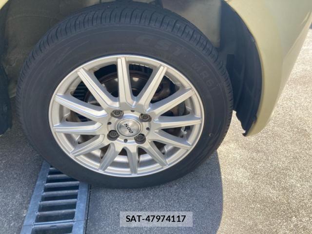 Toyota PIXIS SPACE 2013-11 6614117-9