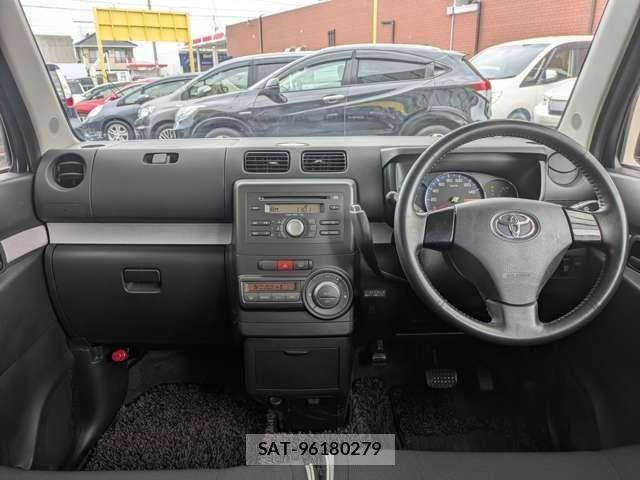 Toyota PIXIS SPACE 2013-03 6717049-9