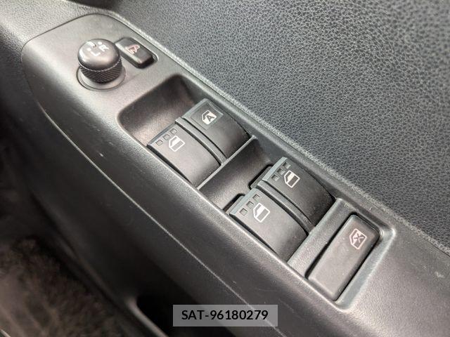 Toyota PIXIS SPACE 2013-03 6717049-14