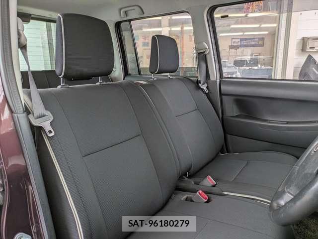 Toyota PIXIS SPACE 2013-03 6717049-2