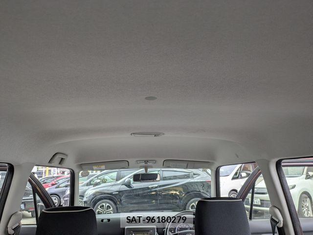Toyota PIXIS SPACE 2013-03 6717049-8