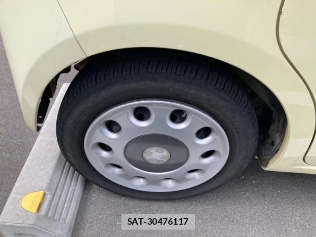Toyota PIXIS SPACE 2013-09 7223518-8
