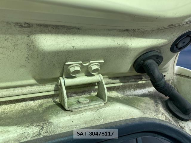 Toyota PIXIS SPACE 2013-09 7223518-16