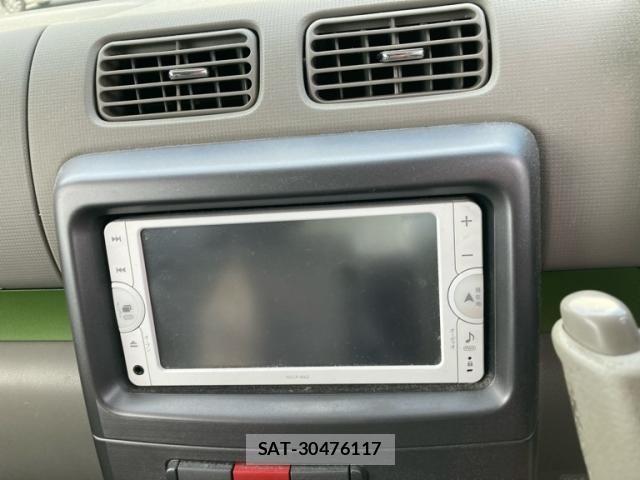 Toyota PIXIS SPACE 2013-09 7223518-23