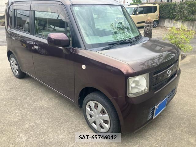 Toyota PIXIS SPACE 2013-07 7329331-1