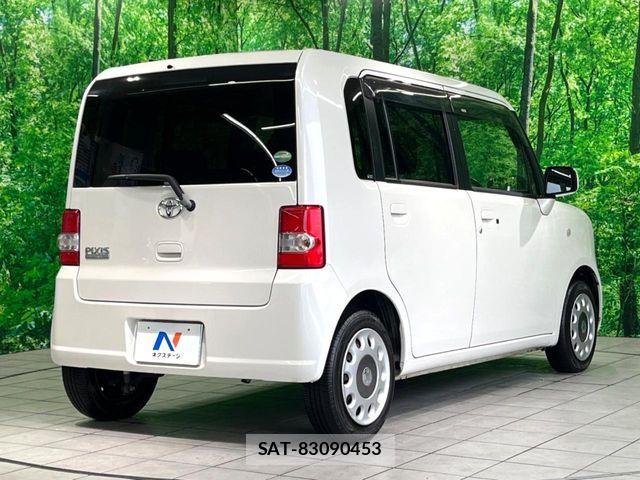 Toyota PIXIS SPACE 2015-05 7456754-16