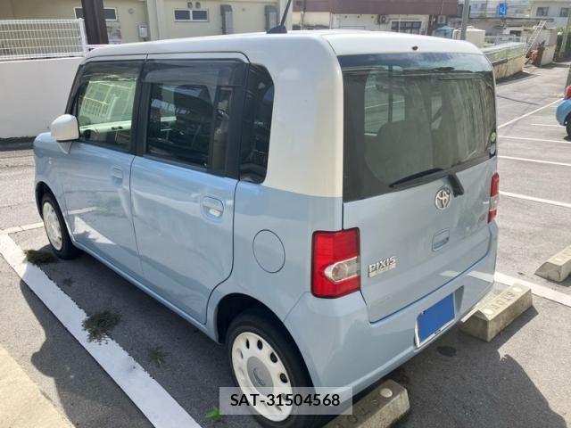 Toyota PIXIS SPACE 2013-11 7727189-5