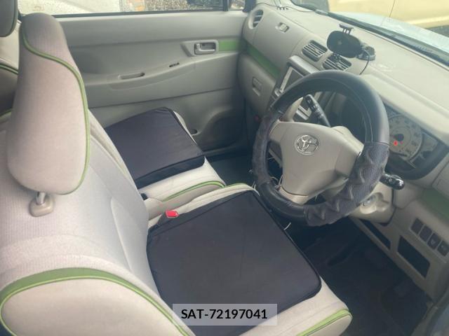 Toyota PIXIS SPACE 2014-03 7878762-11