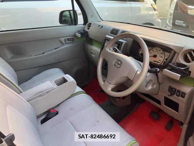 Toyota PIXIS SPACE 2013-07 7980572-13