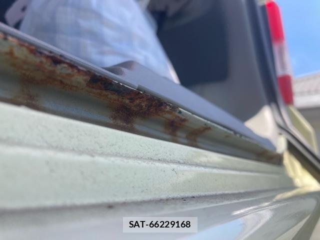 Toyota PIXIS SPACE 2014-06 8037583-10