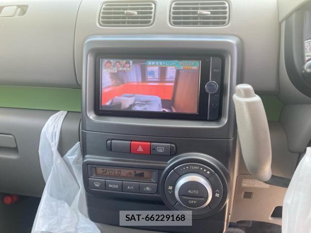 Toyota PIXIS SPACE 2014-06 8037583-19