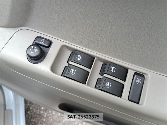 Toyota PIXIS SPACE 2012-09 8075112-26