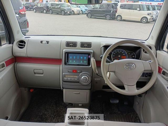 Toyota PIXIS SPACE 2012-09 8075112-3