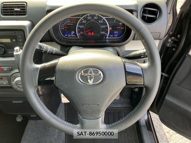Toyota PIXIS SPACE 2013-07 8146418-6