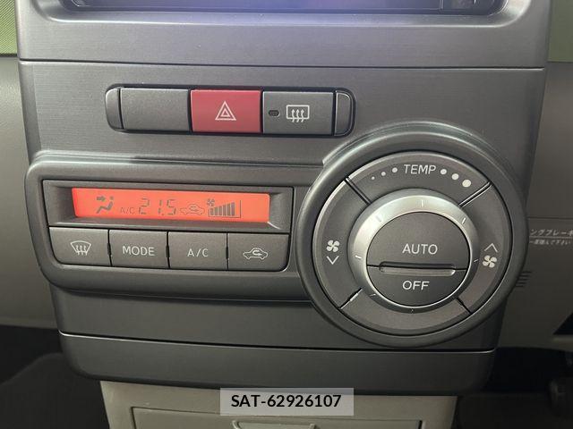Toyota PIXIS SPACE 2016-07 8209521-14