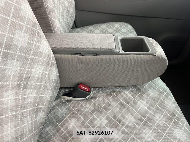 Toyota PIXIS SPACE 2016-07 8209521-15