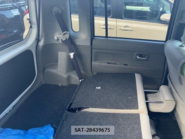 Toyota PIXIS SPACE 2016-03 8246327-12