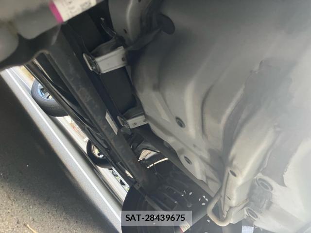 Toyota PIXIS SPACE 2016-03 8246327-15