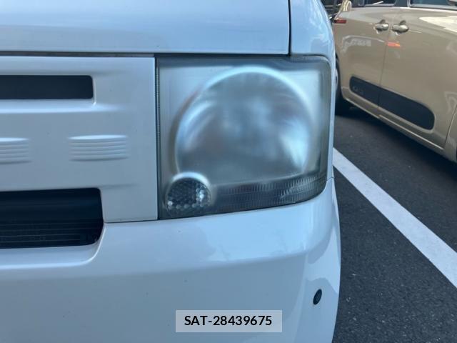 Toyota PIXIS SPACE 2016-03 8246327-3