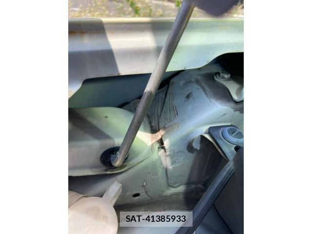 Toyota PIXIS SPACE 2012-06 8316371-22