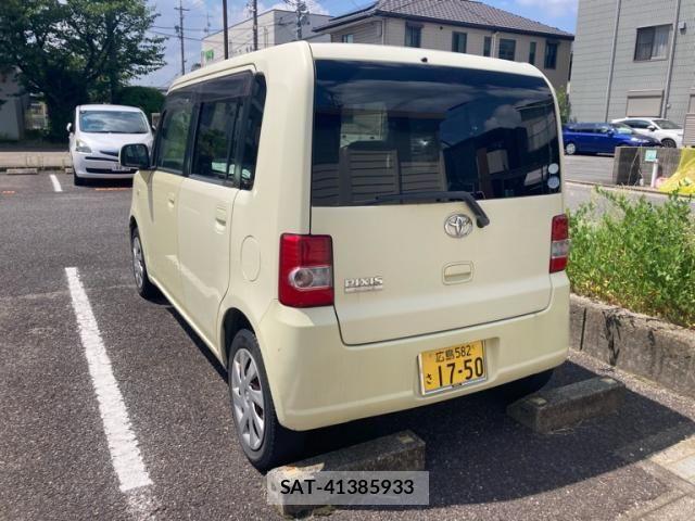 Toyota PIXIS SPACE 2012-06 8316371-5