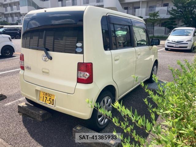 Toyota PIXIS SPACE 2012-06 8316371-6