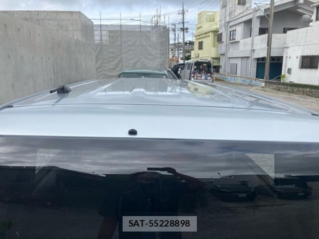 Toyota PIXIS SPACE 2012-07 8372046-13