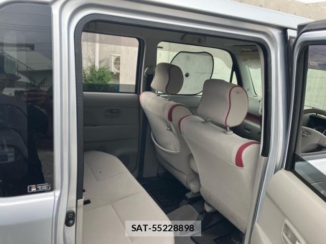 Toyota PIXIS SPACE 2012-07 8372046-17
