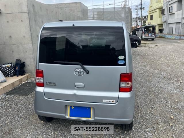 Toyota PIXIS SPACE 2012-07 8372046-4